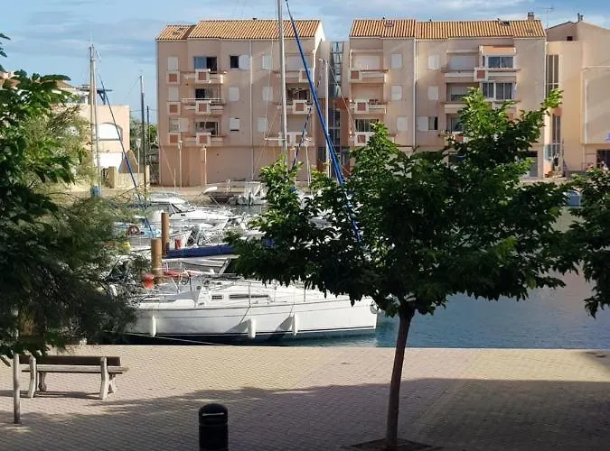 La Galiote, T2 Vue Port, Terrasse Et Parking Appartement